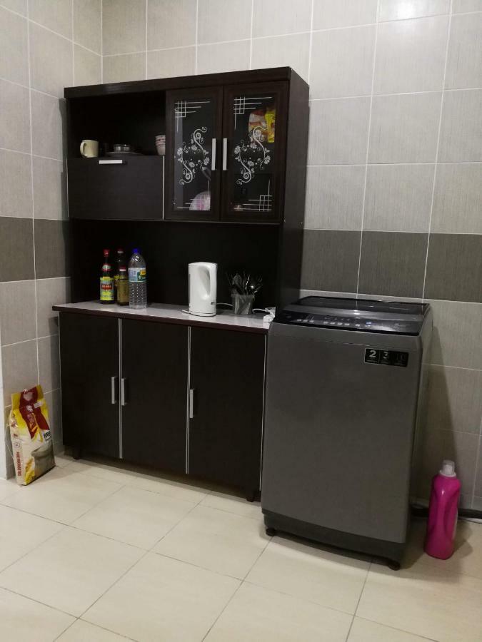Address No 915, Lorong Uni Central 13, Taman Uni Central, Kuching Samarahan Expressway Esterno foto