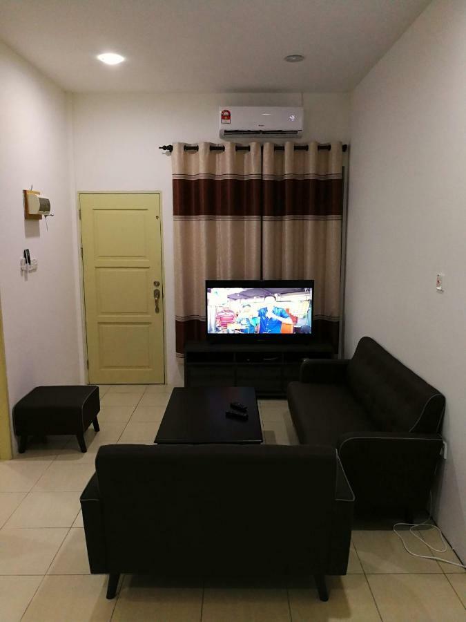 Address No 915, Lorong Uni Central 13, Taman Uni Central, Kuching Samarahan Expressway Esterno foto