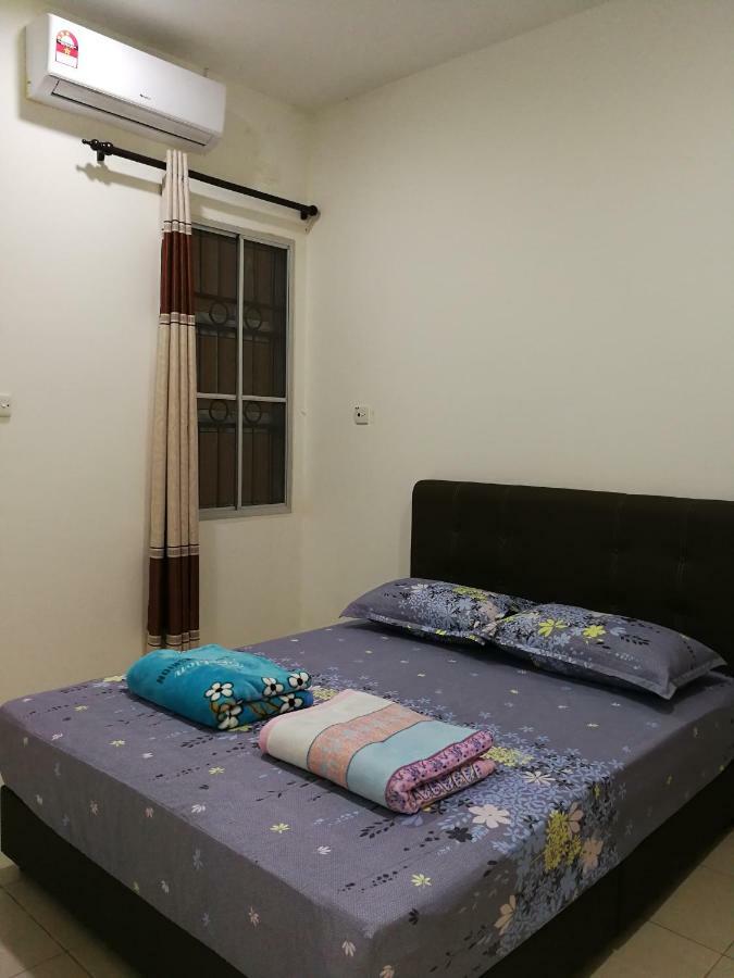 Address No 915, Lorong Uni Central 13, Taman Uni Central, Kuching Samarahan Expressway Esterno foto