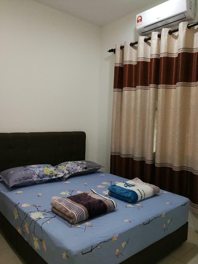 Address No 915, Lorong Uni Central 13, Taman Uni Central, Kuching Samarahan Expressway Esterno foto