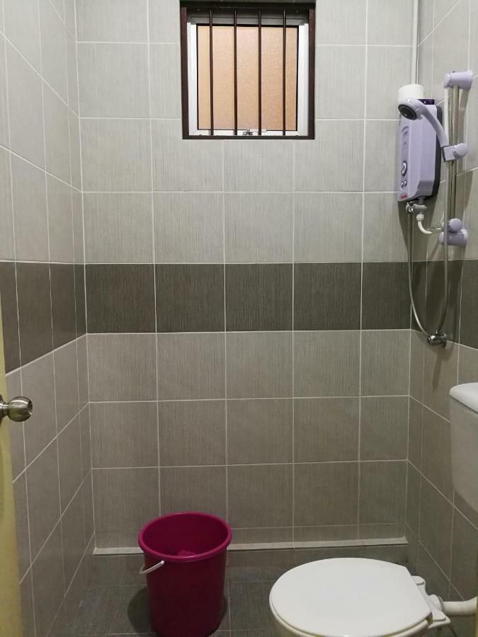 Address No 915, Lorong Uni Central 13, Taman Uni Central, Kuching Samarahan Expressway Esterno foto